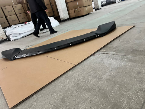 GA-T6802201-005 Center Bumper spoiler complete for Kenworth T680 Next Generation 2022+