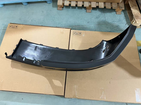 GA-PE-041-2B-L Bumper Corners Outer Paint w/o Fog Lamp Hole LH For Peterbilt 579 2023+