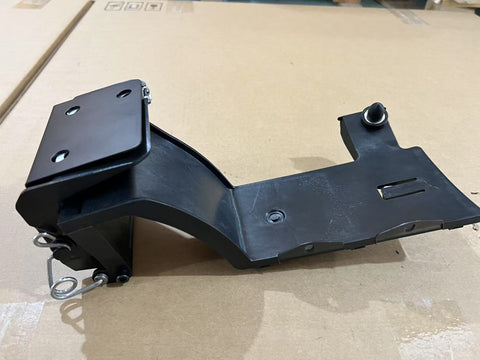 GA-V-087-3-1 Front Step Fairing DEF Opening Cover Hinge For Volvo Truck VNL 2018-2023