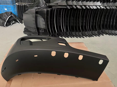 GA-PE-041-2A-R Bumper Corner Outer Paint with Fog Lamp Hole Right Side For Peterbilt 579 2023+