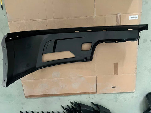 GA-PE-041-2A-R Bumper Corner Outer Paint with Fog Lamp Hole Right Side For Peterbilt 579 2023+