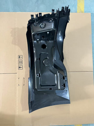 GA-V-058A-L Bumper Ends with Chrome Front Cover with fog lamp hole For Volvo VNL LH 2015 2016 2017