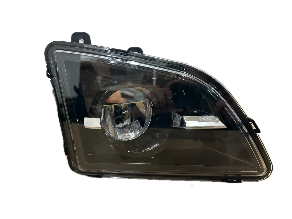 GA-V-097B-R* Fog Lamp RH black for 2018 2019 2020 2021 2022 2023 VOLVO VNL Trucks
