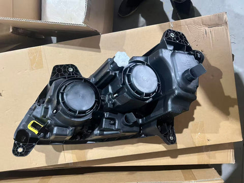 GA-PE-035A-R Right Side Halogen Headlight Assembly For Peterbilt 579 2023 2024 2025 Fits P54-6196-100