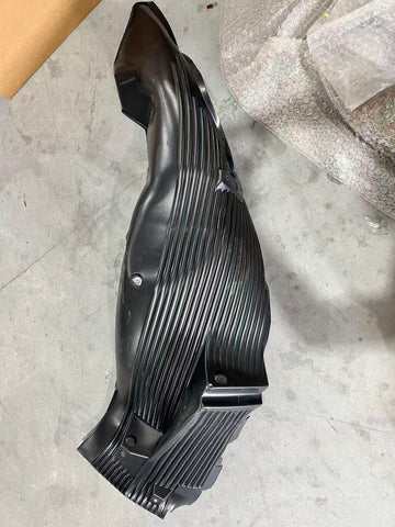 GA-V-134-R Splash Guard Mud Flap Right Side For Volvo VNL 2018-2024 23690427