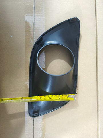 GA-KW-038A-R Black Fog Light Bezels Passenger Side For Kenworth T680 2013 2014 2015 2016 2017 2018 2019 2020 2021 GA-T6801408-001R