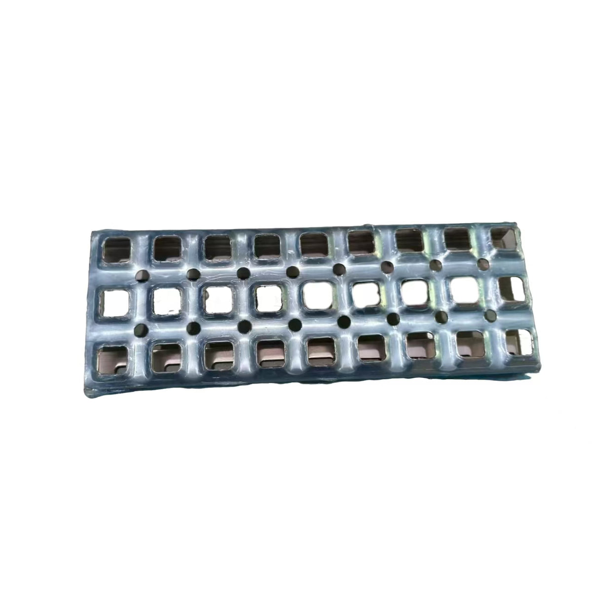 GA-V-021 Volvo VNL Rear Step Fairing Panel Right Side Rh 25.6" Long 2004 2005 2006 2007 2008 2009 2010 2011 2012 2013 2014 2015 2016 2017