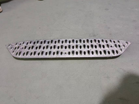 GA-PE-018-1 	Front Fairing Metal Step 1 pcs Peterbilt 579 2012 2013 2014 2015 2016 2017 2018 2019 2020