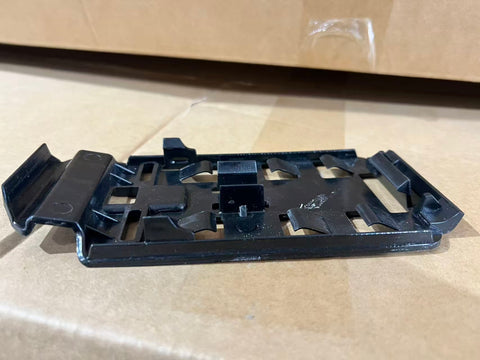 GA-V-088-2-1 Upper Fairing Retainer CLIP For Volvo VNL 2018-2024 82770569