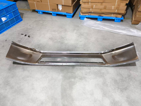 GA-V-105C Silver Chrome Center Replacement Bumper Without Fog Light Hole For Volvo VNR 2018 2019 2020 2021 2022 2023 2024 2025