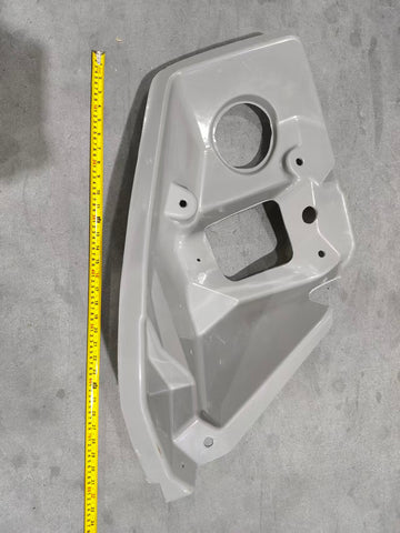 GA-V-071-1-R Head Lamp Bezel Right Side For Volvo VNL 1997-2017 21113811