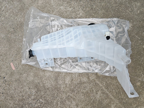 GA-KW-031 Coolant Tank for Kenworth T680 2018+