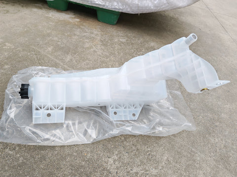 GA-KW-031 Coolant Tank for Kenworth T680 2018+