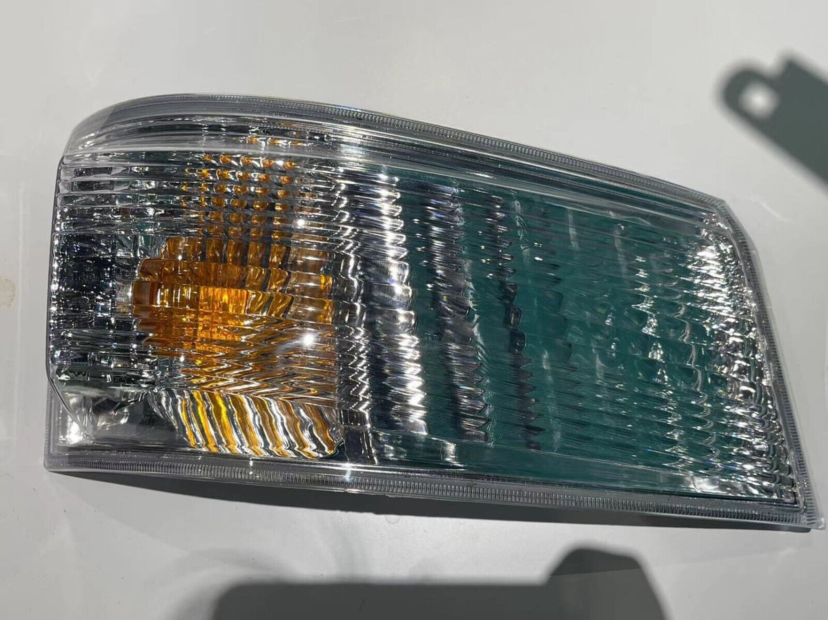 GA-022-201-R Turn Signal Light Right Passenger Side For ISUZU NPR 700P 2022-2024