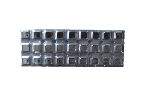GA-V-021 Volvo VNL Rear Step Fairing Panel Right Side Rh 25.6" Long 2004 2005 2006 2007 2008 2009 2010 2011 2012 2013 2014 2015 2016 2017